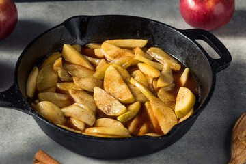 Homemade Cinnamon Baked Apples