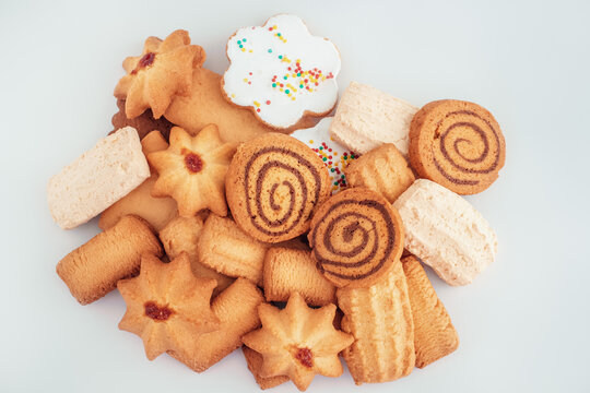 Deliciosos biscoitos caseiros. docinhos amanteigados. bolacha caseira. Biscoitos amanteigados feitos em casa. 