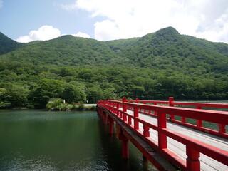 Fototapeta na wymiar 日本の古い橋