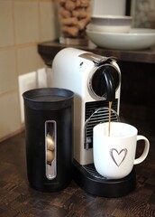 capsule coffee machine and coffee cup
