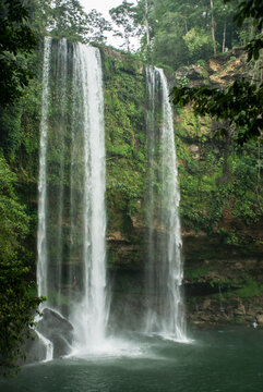 Cascada de Misol-Ha en Chiapas, M&eacute;xico.