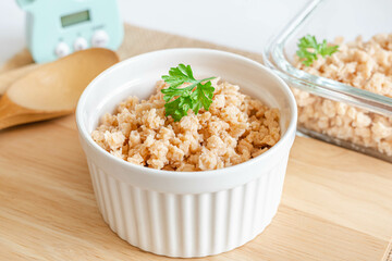 ココット皿に入った大豆ミート