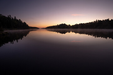 Fototapeta na wymiar Sunrise over a lake