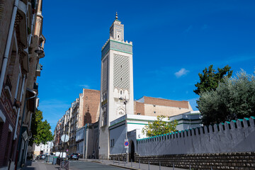 Vue extérieure de la grande mosquée de Paris, France, construite en 1926 dans le style...