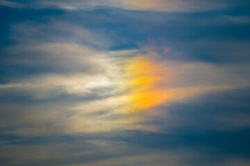 Sky colors, halo in the dark sky