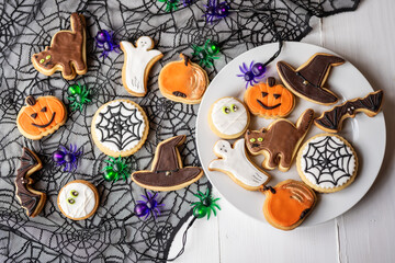 halloween cakes bisquits cookies pumpkin witch black cat scary ghost sweet treats - 541150829