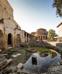 Obraz premium Torcello, Venezia. Resti del Battistero della Basilica di S Maria Assunta verso Santa Fosca