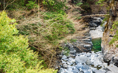 愛媛県・相思渓神秘の水、滝久万高原町「仁淀ブルー」仁淀川の上流