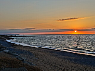日本海に沈む夕日