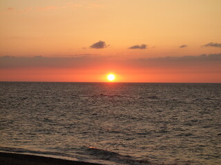 日本海に沈む夕日