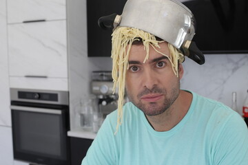 Chaotic chef trying to make some pasta
