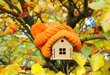 Keeping house warm in the fall