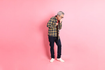 Fototapeta premium Casual Senior Man