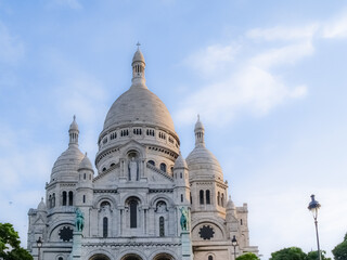 Fototapeta na wymiar Sacre Couer Basilica on Montmatre Paris