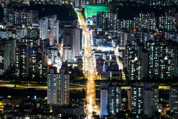 Fototapeta na wymiar the night view of the city