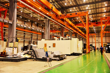 最新の工作機械の組立工場