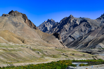 Fototapeta na wymiar Fotu La is one of two high mountain passes between Leh and Kargil, the other being Namika La. It is the highest point on your Kargil to Ladakh trip.