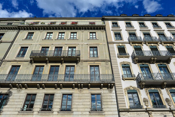 Fototapeta na wymiar Denkmalgeschützte Architektur in Genf, Schweiz 
