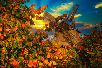 Alte Windmühle - Windmill - Mühle - Mill - Ecology - Brandenburg - Germany - Herbst - High...