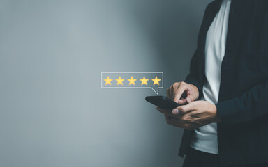 Customer give a rating five star to service experience on smartphone, evaluate the quality of...