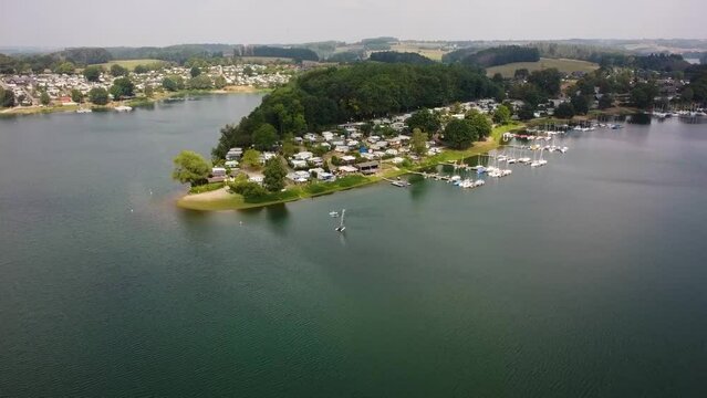 Bevertalsperre n&auml;he H&uuml;ckeswagen - See im Sp&auml;tsommer - Drohne