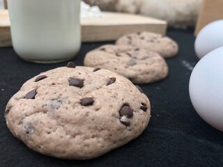 Artisanal cookies with chocolate chismas and added