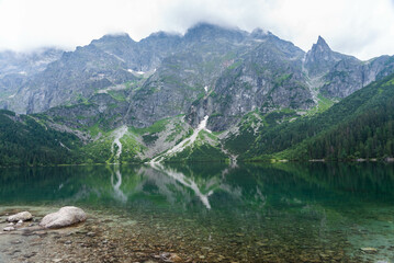 Górskie jezioro  © Pawel