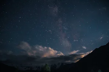 Selbstklebende Fototapete Nanga Parbat Mitternachtsansicht der Milchstraße Fairy Meadows Nanga Parbat
