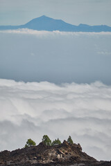 Seas of clouds, lava flows, the Teide of Tenerife in the background and many more spectacular...