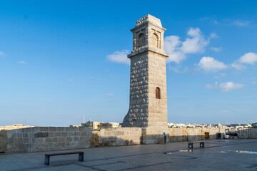 Fototapeta premium Birgu (Vittoriosa), Malta - The No.2 Battery and tower on Fort St. Angelo.