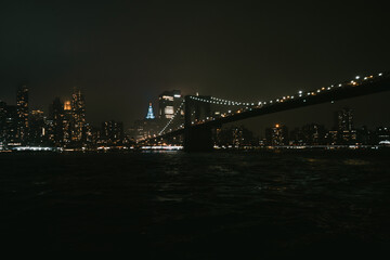 Obraz premium city bridge at night