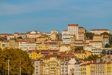 paysage urbain de la ville de Lyon en automne