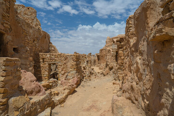 Fototapeta premium Ksar Beni Barka - Region of Tataouine - Southern Tunisia