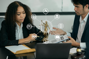 Lawyers and team members discuss the client and find a solution to the problem.