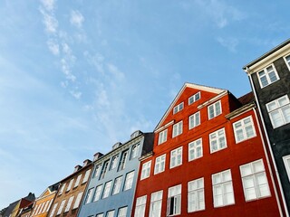 Häuserzeile am berühmten Nyhavn in Dänemarks Hauptstadt Kopenhagen