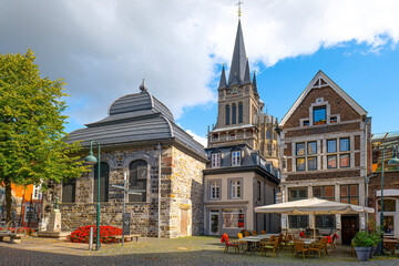 Aachen, Altstadtszene mit Dom