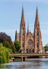 Fototapeta na wymiar St Pauls Church in Strasbourg