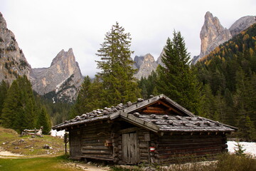 Fototapeta na wymiar Der Rosengarten in den Dolomiten