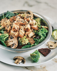 plate of grillled chicken salad