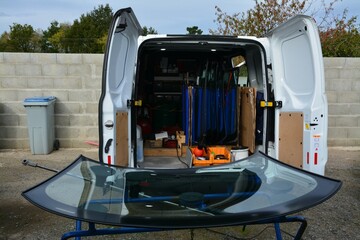 Service &agrave; domicile - Pr&eacute;paration remplacement pare-brise