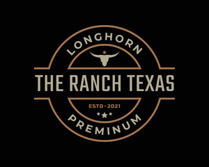 Fototapeta na wymiar Vintage Retro Badge Emblem Texas Longhorn, Country Western Bull Cattle Logo Design Linear Style