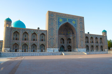 Fototapeta na wymiar View of the ancient Tilla-Kari madrasah on a sunny morning. Registan Square, Samarkand