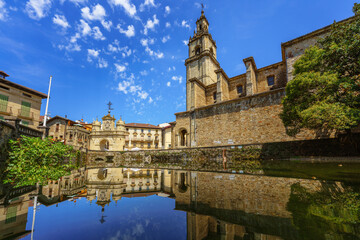 Fototapeta premium Durango landscape with Santa Ana arch and Santa Ana church
