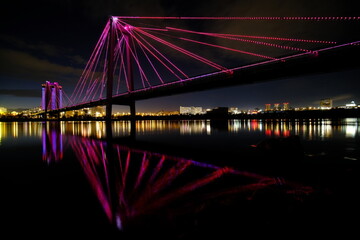 Fototapeta na wymiar Bridge in the city with lighting