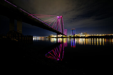 Fototapeta na wymiar Bridge in the city with lighting