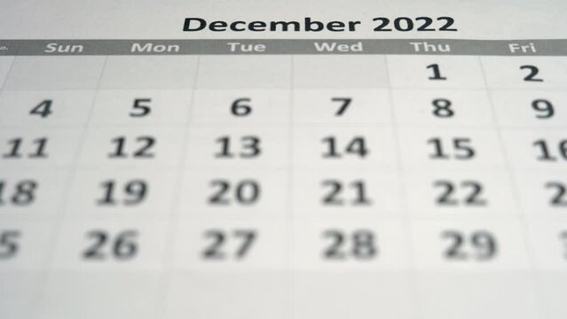 december 2022 calendar moving left to right