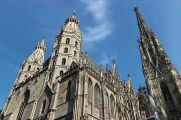Fototapeta na wymiar Exterior of St. Stephen's Cathedral in Vienna