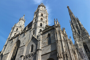 Fototapeta na wymiar Exterior of St. Stephen's Cathedral in Vienna