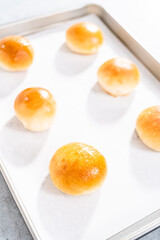 Dinner rolls