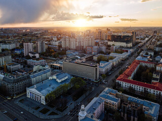 Obraz premium Evening spring Voronezh downtown, drone aerial view